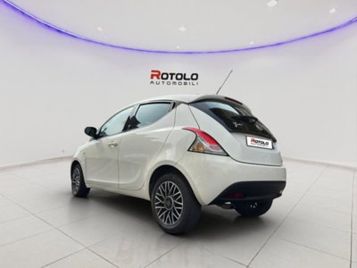 Lancia Ypsilon 1.2 69 CV 5 porte GPL Ecochic Gold (8)