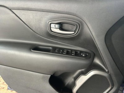 Jeep Renegade 1.3 T4 DDCT Limited (20)