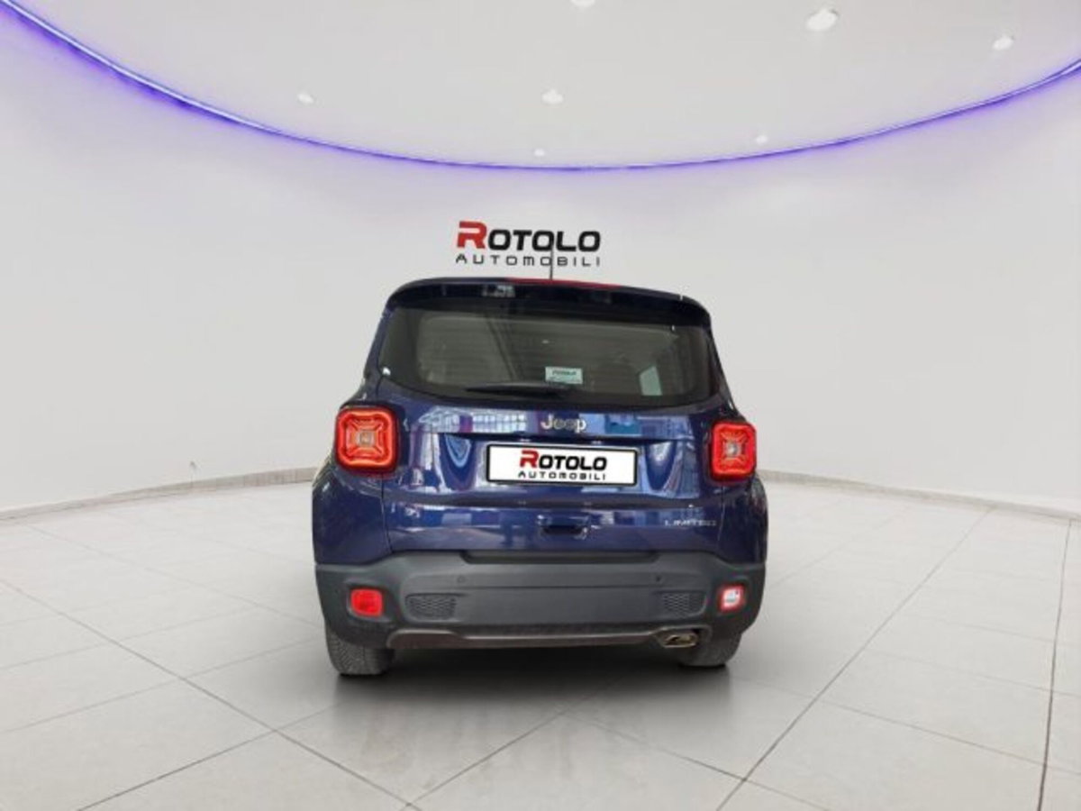 Jeep Renegade 1.3 T4 DDCT Limited (8)