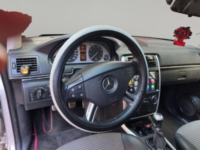 Mercedes-Benz Classe B 150 Sport (14)