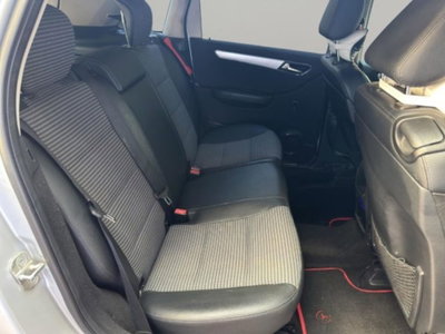 Mercedes-Benz Classe B 150 Sport (15)