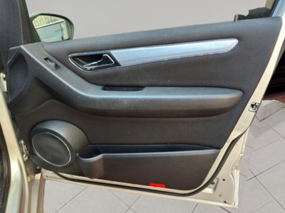 Mercedes-Benz Classe B 150 Sport (16)