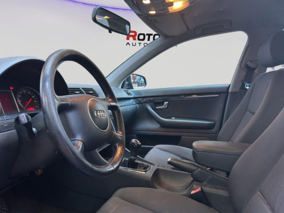 Audi A4 Avant 1.9 TDI/130 CV cat (13)