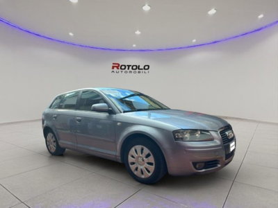 Audi A3 1.6 16V FSI Attraction (3)