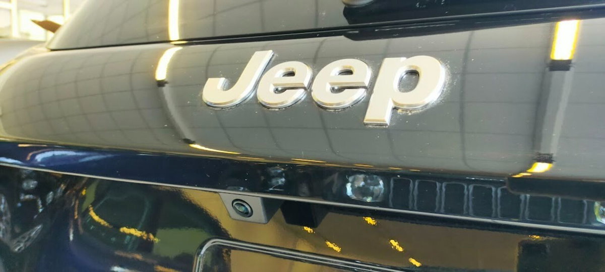 Jeep Avenger 1.2 turbo Summit fwd 100cv (20)
