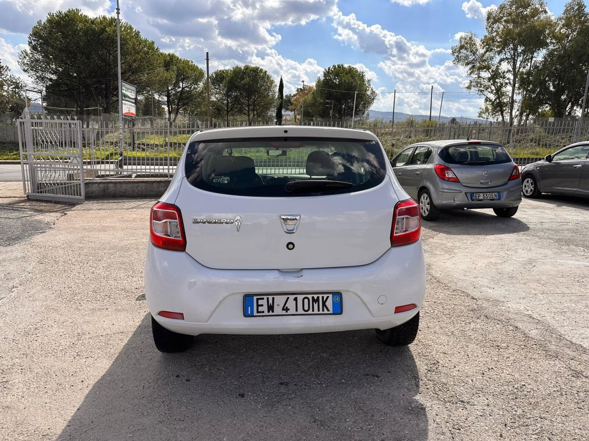 Dacia Sandero 1.2 GPL 75CV Extra (5)