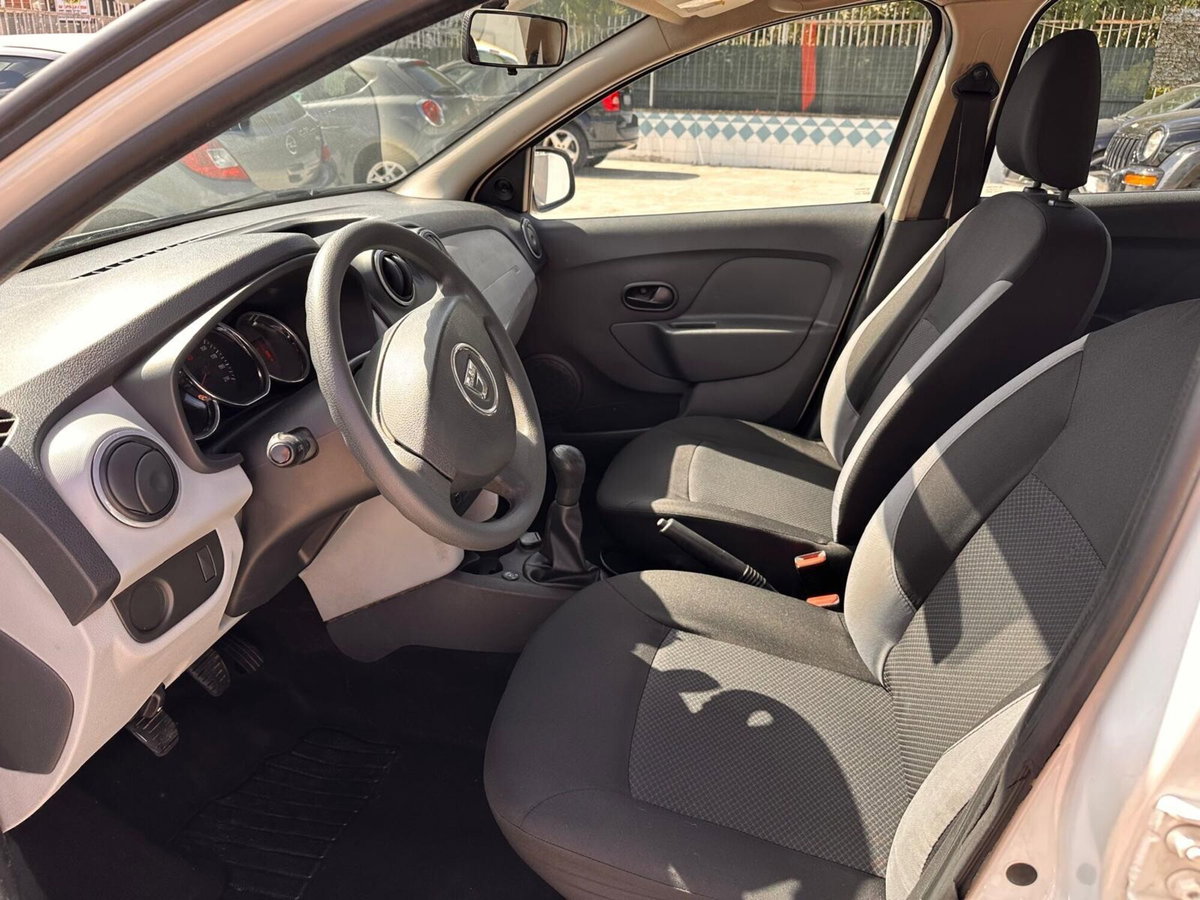 Dacia Sandero 1.2 GPL 75CV Extra (7)