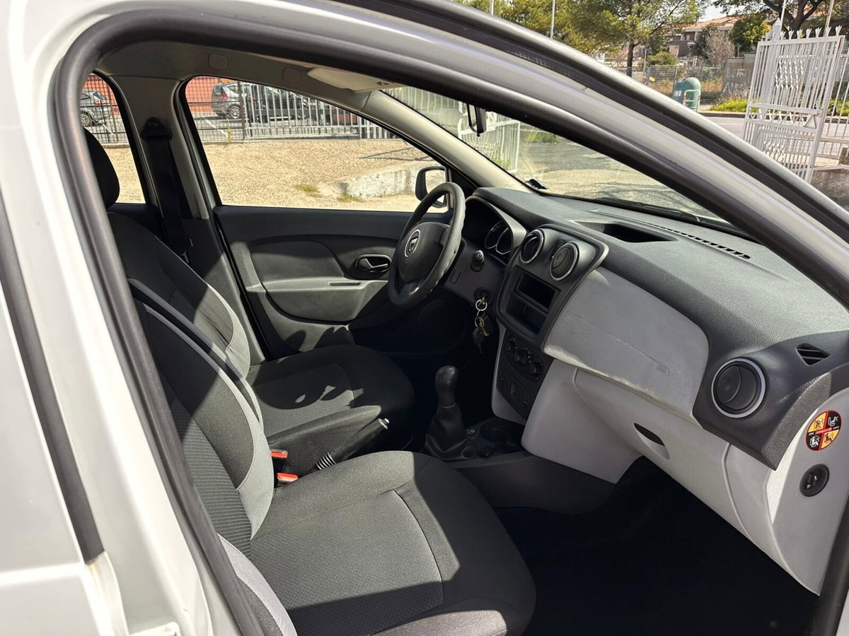 Dacia Sandero 1.2 GPL 75CV Extra (9)
