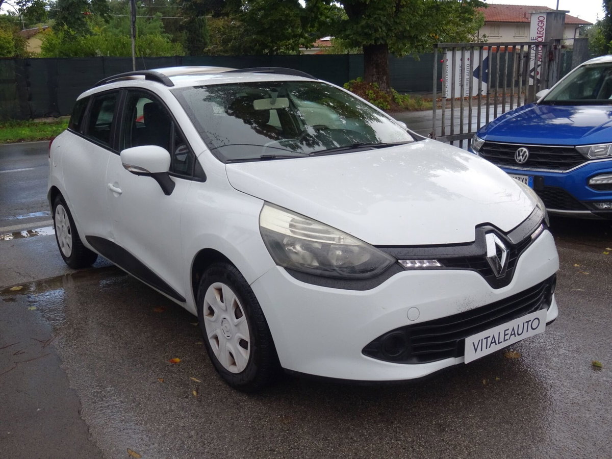 Renault Clio Sporter 1.2 75CV Wave (3)
