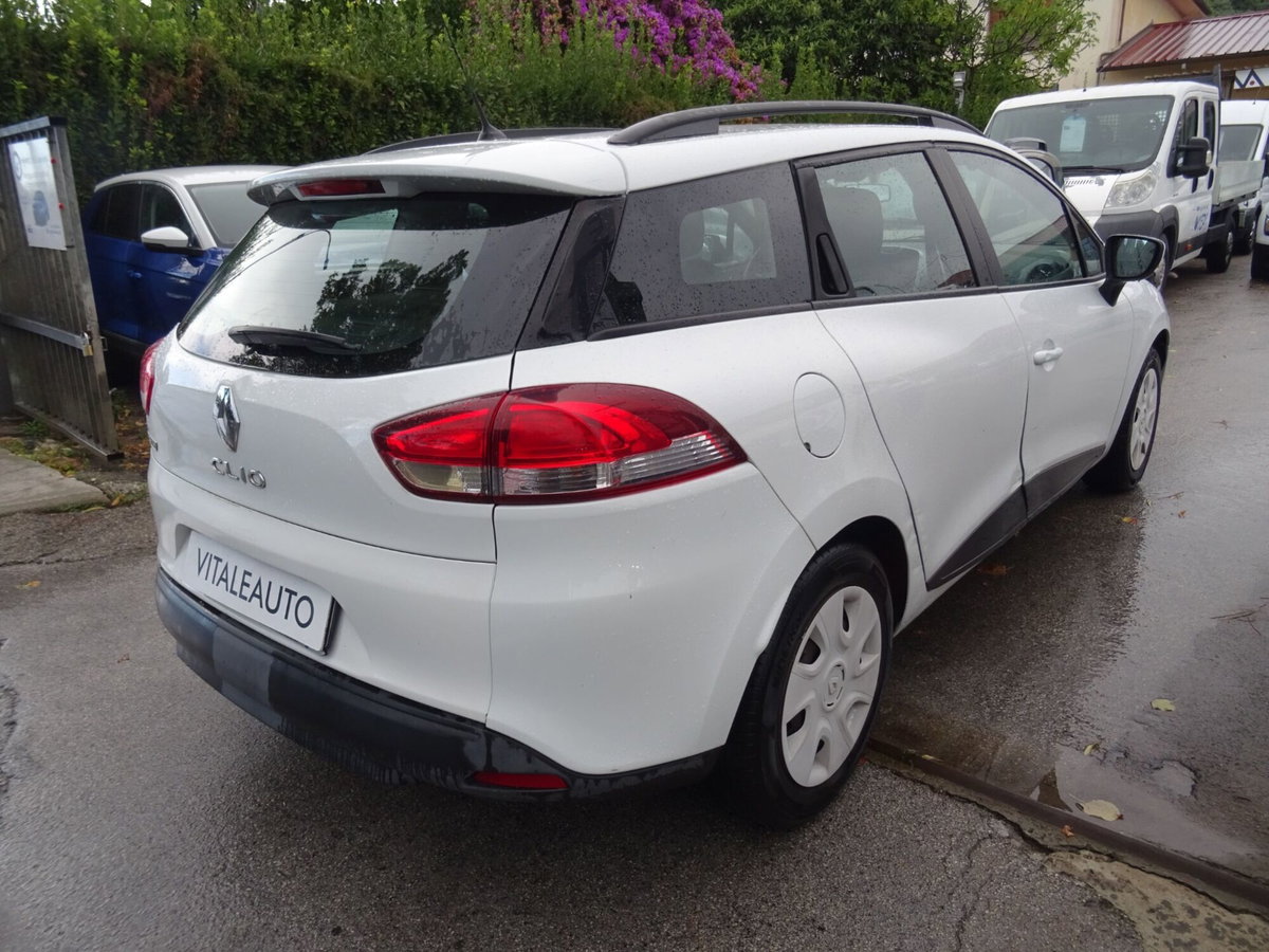 Renault Clio Sporter 1.2 75CV Wave (4)