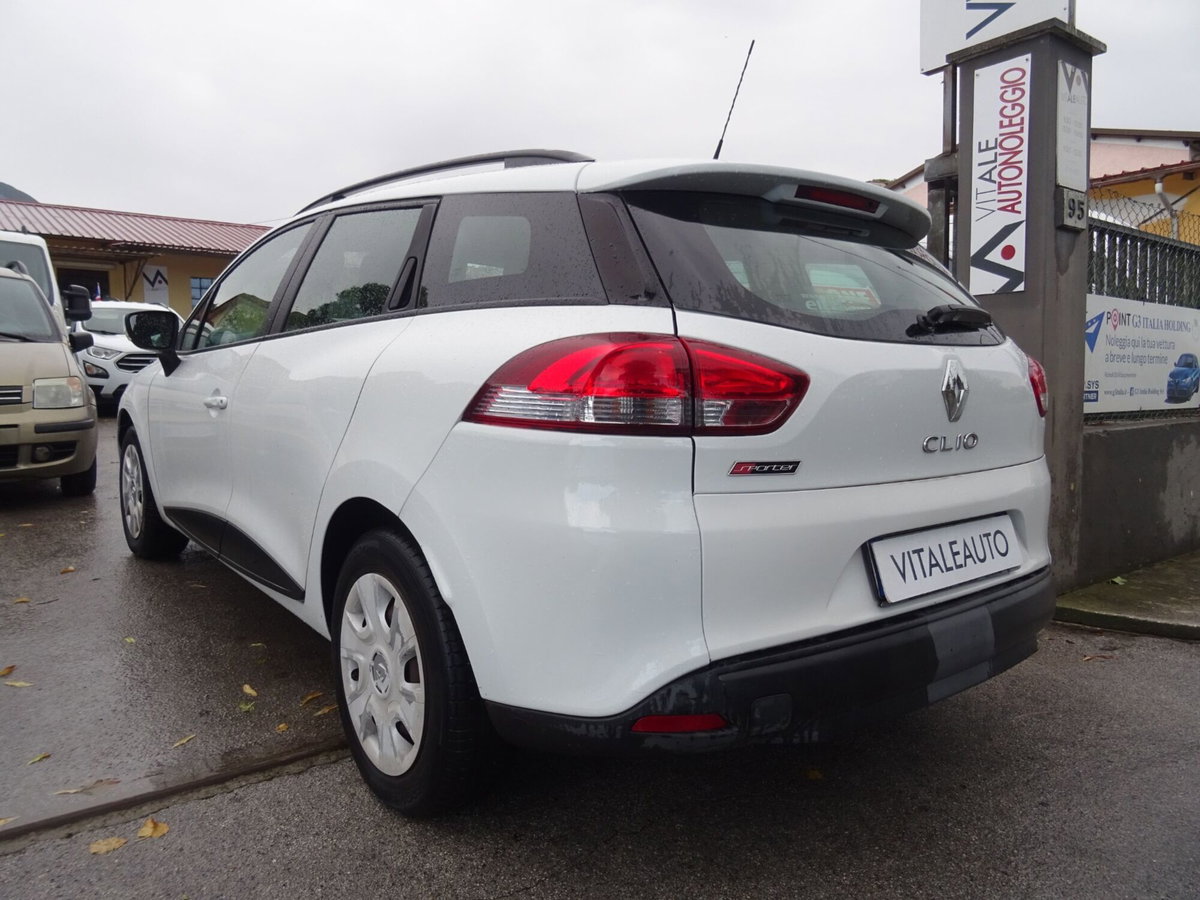 Renault Clio Sporter 1.2 75CV Wave (5)