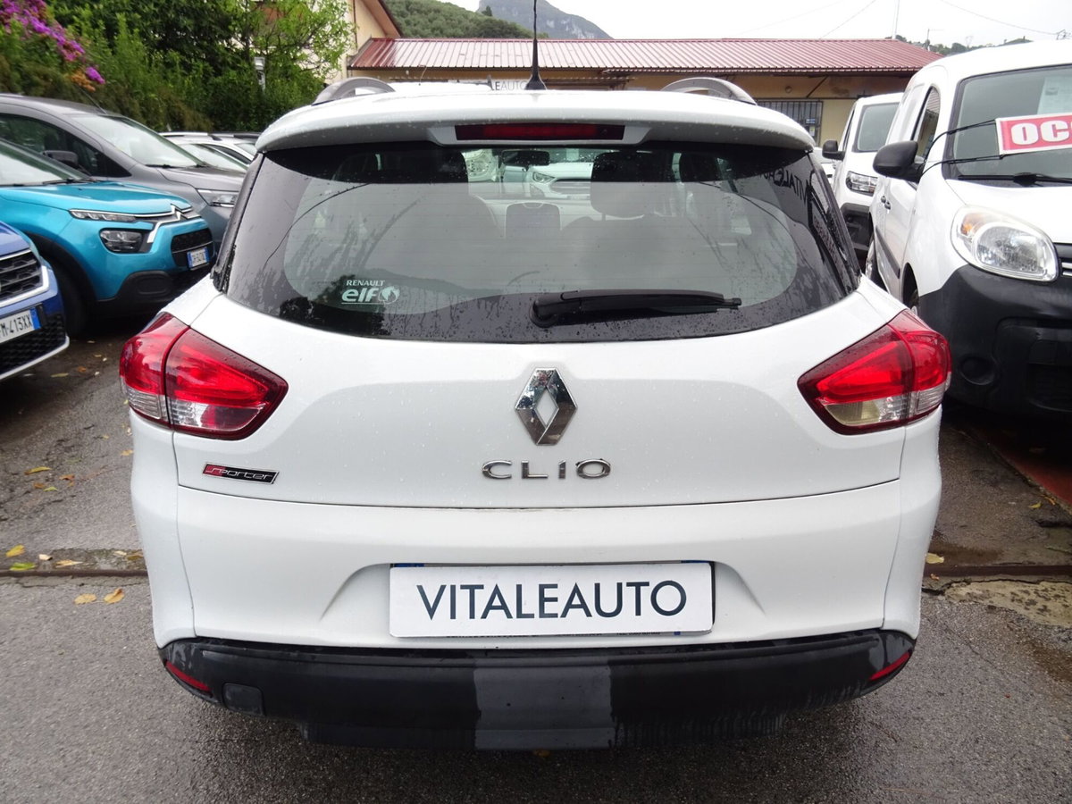Renault Clio Sporter 1.2 75CV Wave (6)