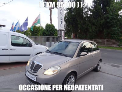 Lancia Ypsilon 1.3 MJT 75 CV Argento usata