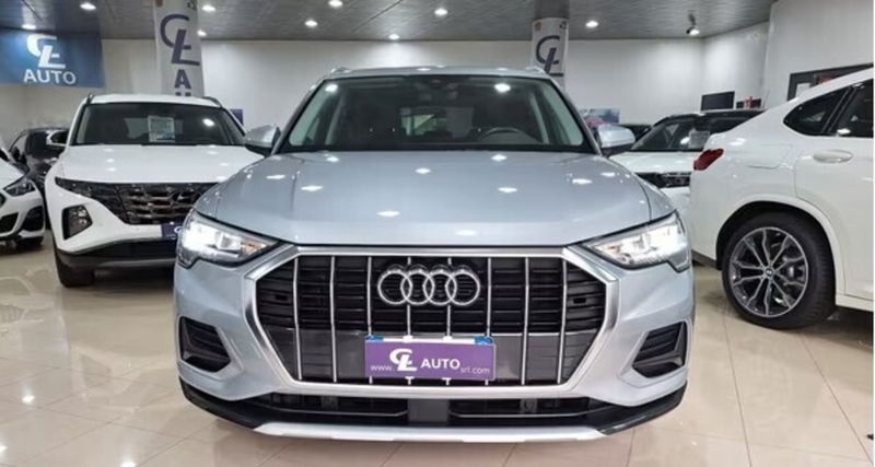 Audi Q3 35 TDI quattro S tronic Business Advanced