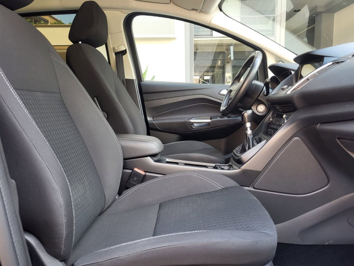 Ford C-Max 1.5 TDCi 120CV Start&Stop Business N1 (17)