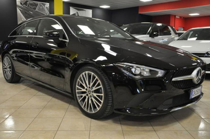 Mercedes-Benz CLA Shooting Brake 200 d Automatic 4Matic Shooting Brake Business