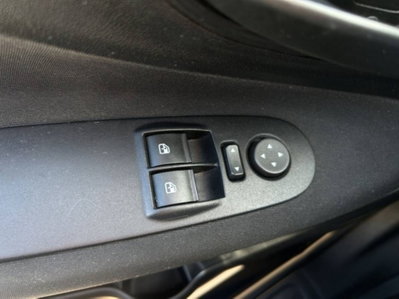 Fiat Punto 1.2 8V 5 porte Street (12)