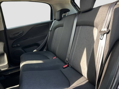 Fiat Punto 1.2 8V 5 porte Street (13)