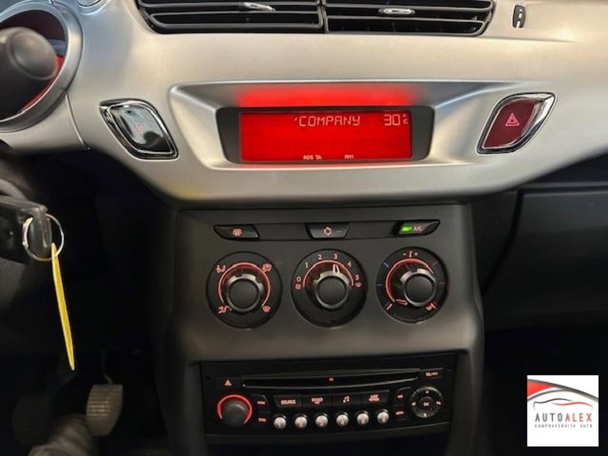 Citroen C3 1.4 HDi 70 Ideal (11)