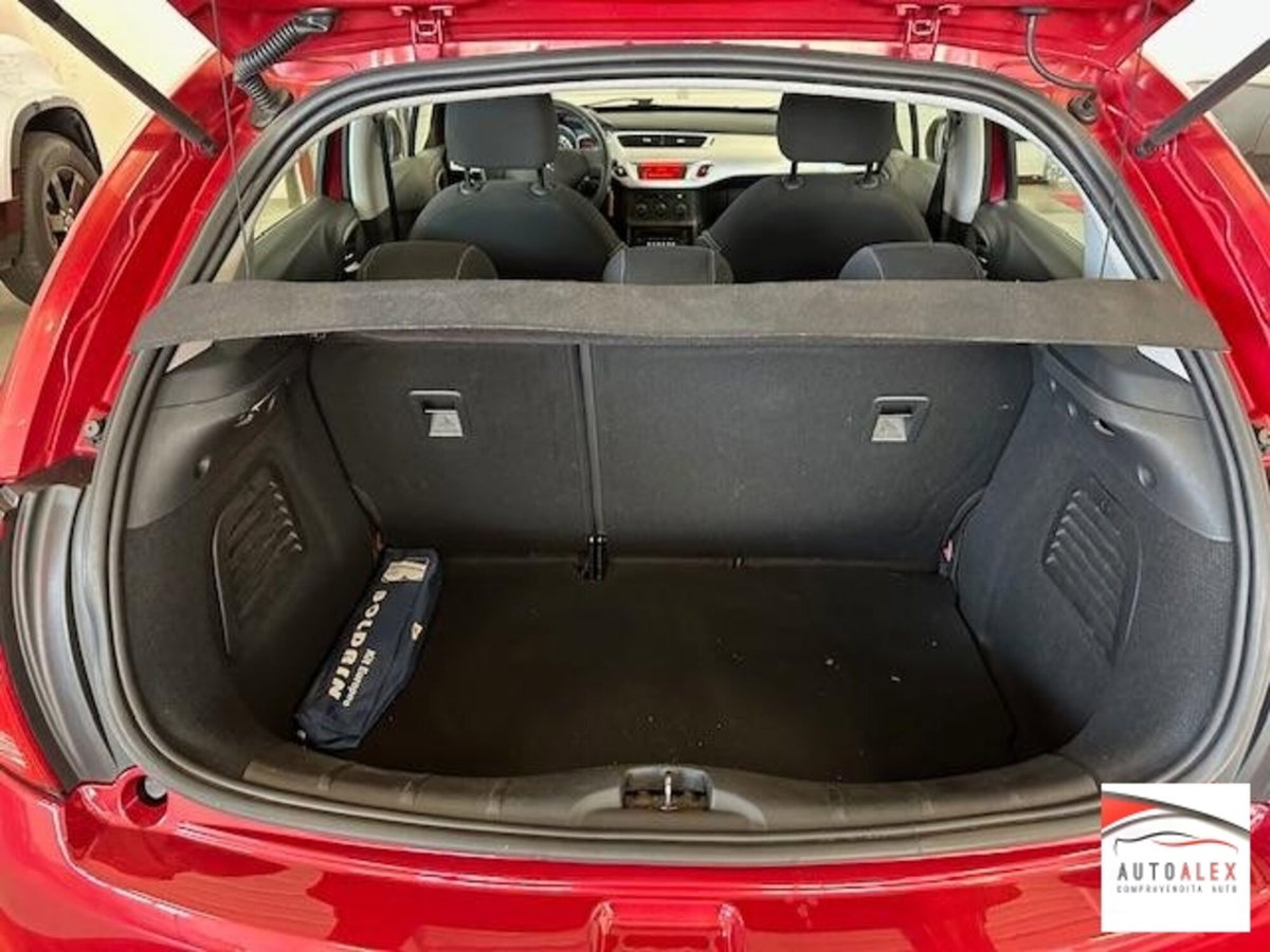 Citroen C3 1.4 HDi 70 Ideal (14)