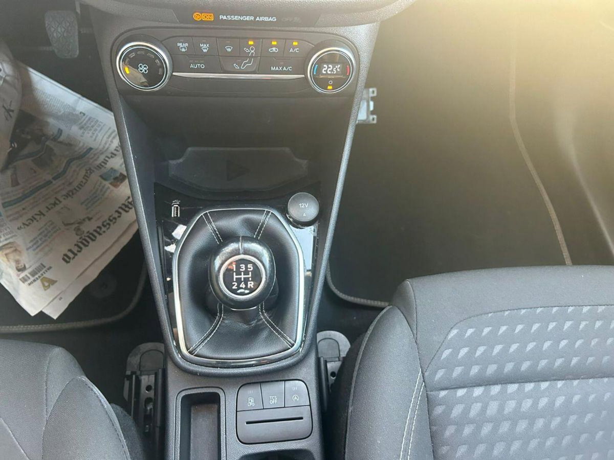 Ford Fiesta 1.1 75 CV GPL 5 porte Titanium (12)