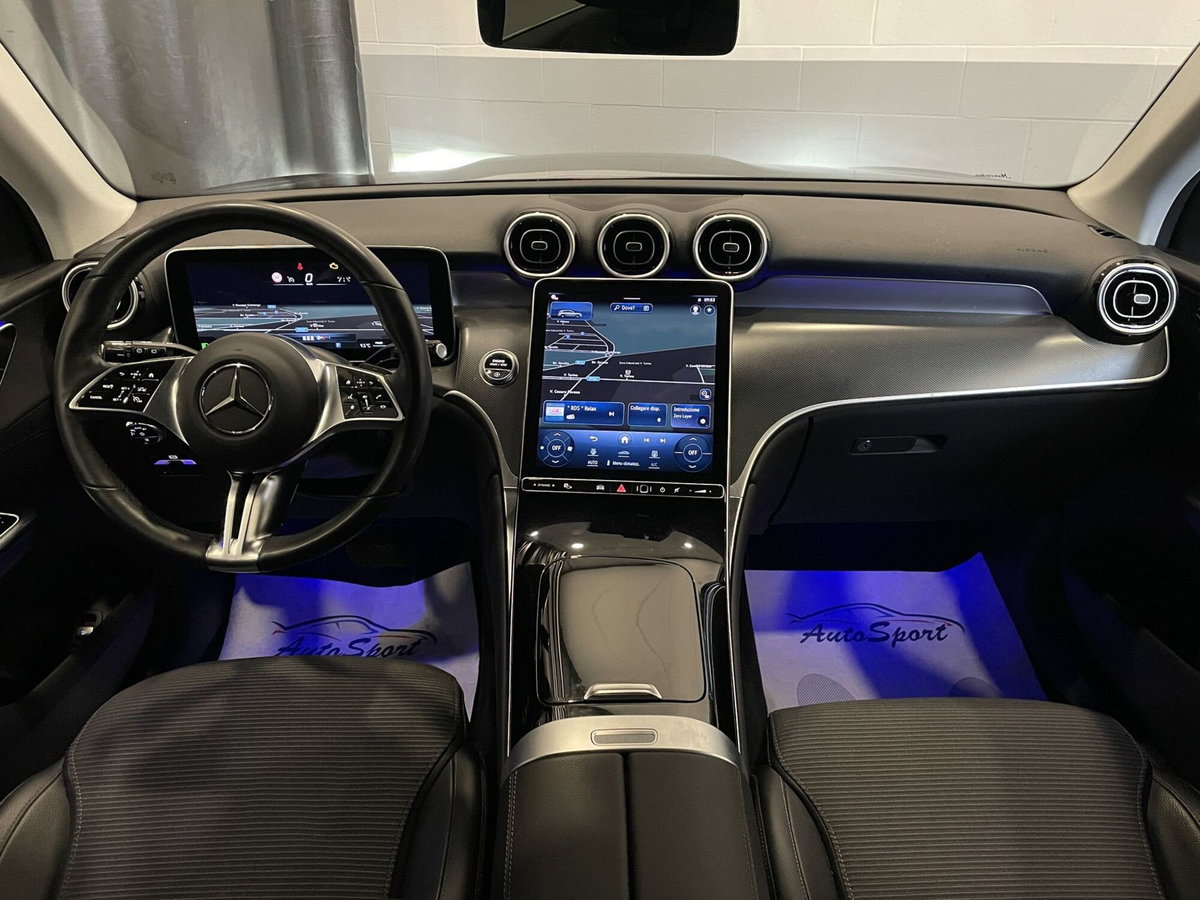Mercedes-Benz GLC 220 d 4Matic Mild Hybrid AMG Advanced Plus (14)