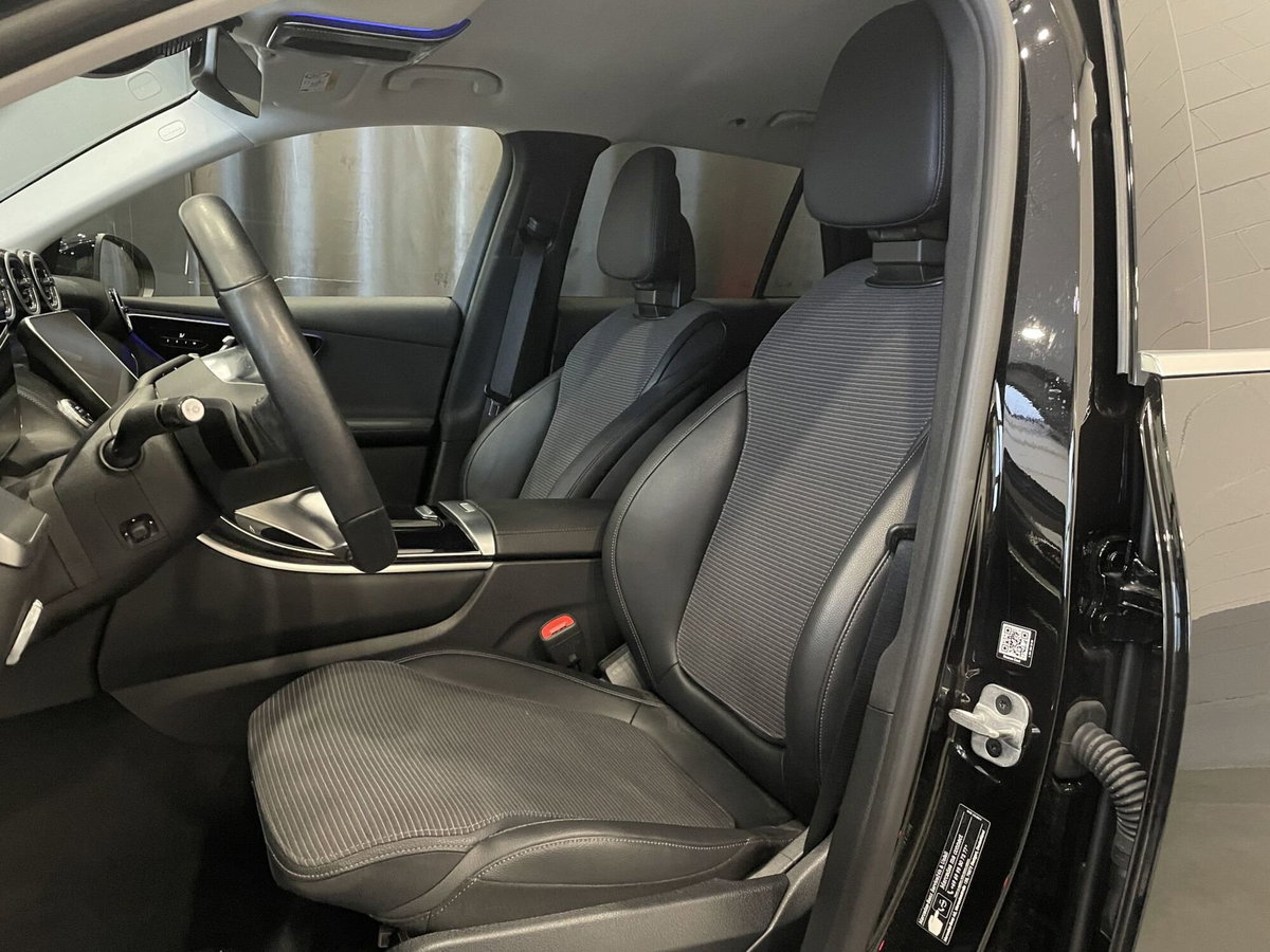 Mercedes-Benz GLC 220 d 4Matic Mild Hybrid AMG Advanced Plus (9)