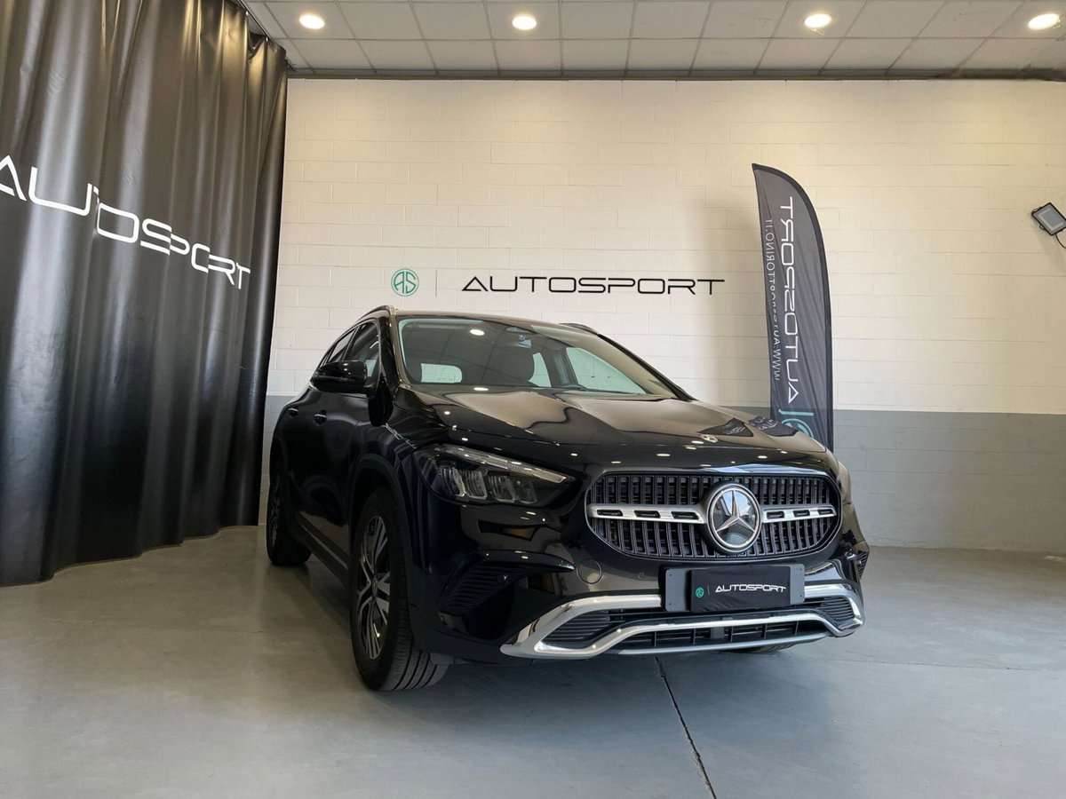 Mercedes-Benz GLA SUV 180 Progressive Advanced Plus auto
