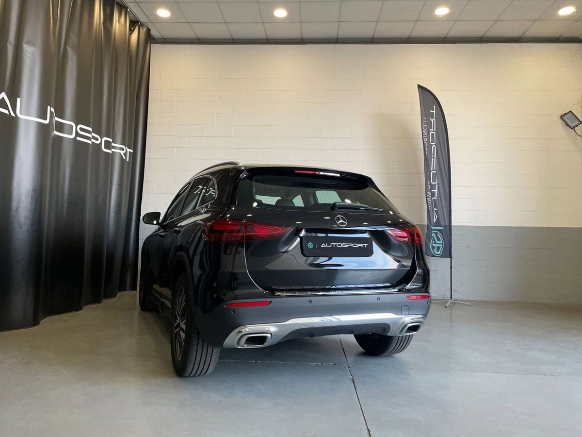 Mercedes-Benz GLA SUV 180 Progressive Advanced Plus auto (4)