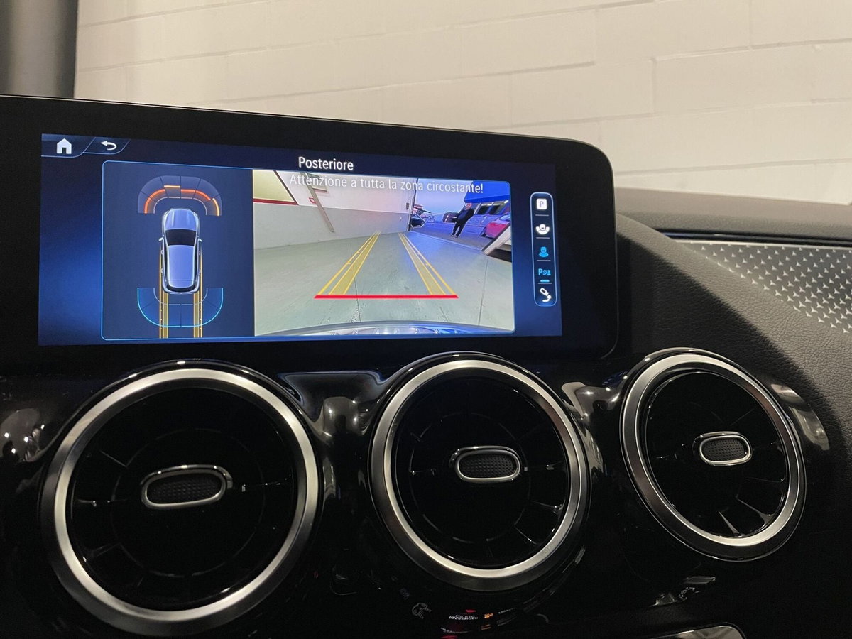 Mercedes-Benz GLA SUV 180 d Progressive Advanced auto (15)