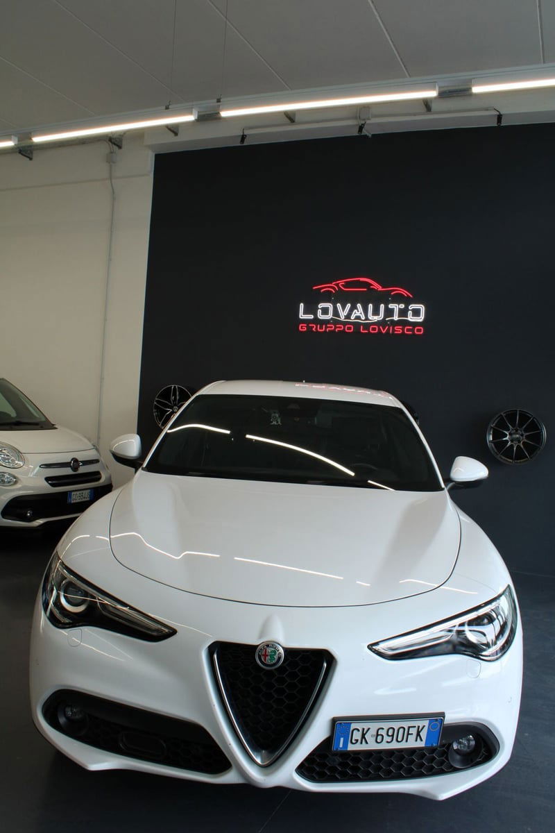 Alfa Romeo Stelvio Stelvio 2.2 Turbodiesel 160 CV AT8 RWD Super Business