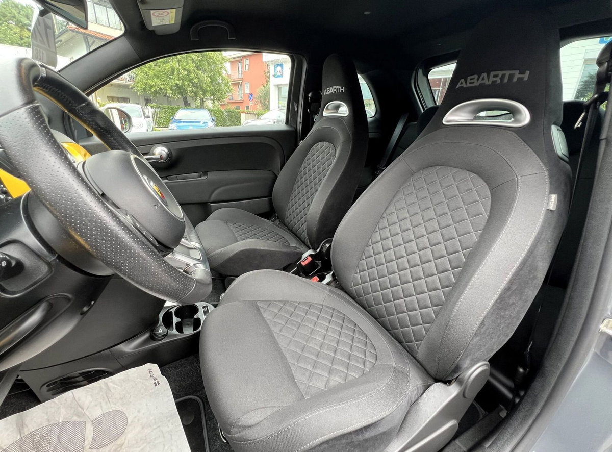 Abarth 595 595 1.4 Turbo T-Jet 145 CV (10)