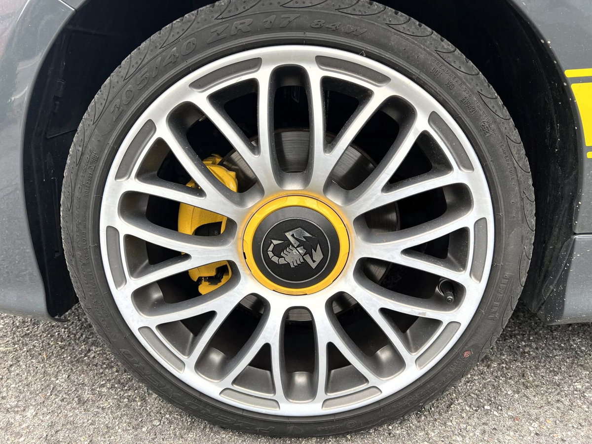 Abarth 595 595 1.4 Turbo T-Jet 145 CV (8)