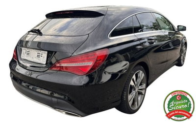 Mercedes-Benz CLA Shooting Brake 200 Premium (5)