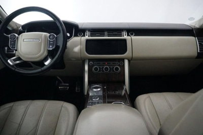 Land Rover Range Rover 4.4 SDV8 Vogue (9)
