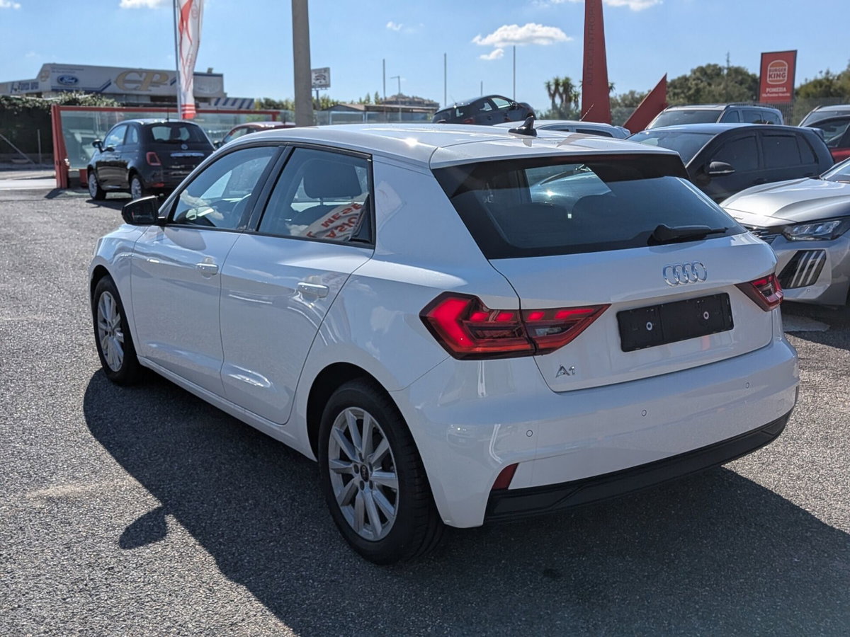 Audi A1 Sportback Sportback 30 1.0 tfsi Business 110cv s-tronic (13)