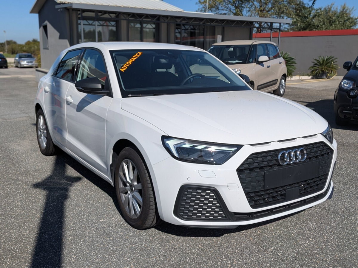 Audi A1 Sportback Sportback 30 1.0 tfsi Business 110cv s-tronic (3)
