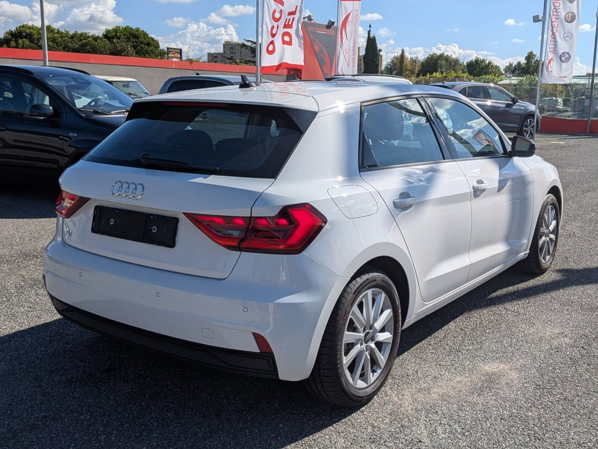 Audi A1 Sportback Sportback 30 1.0 tfsi Business 110cv s-tronic (4)