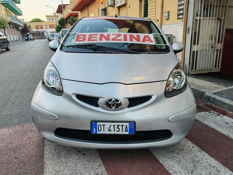 Toyota Aygo 1.0 12V VVT-i 5 porte Now