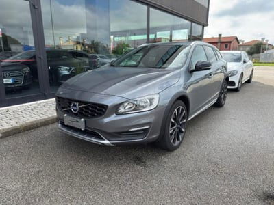 Volvo V60 Cross Country D3 Geartronic Momentum usata