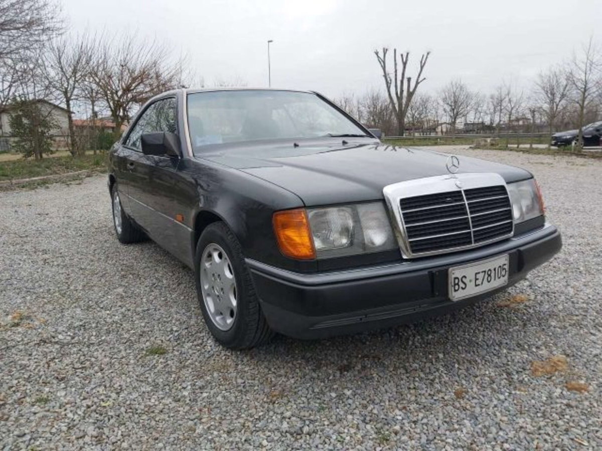 Mercedes-Benz 200 Coupé 200 CE Coupé (6)