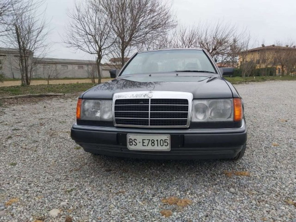 Mercedes-Benz 200 Coupé 200 CE Coupé (3)