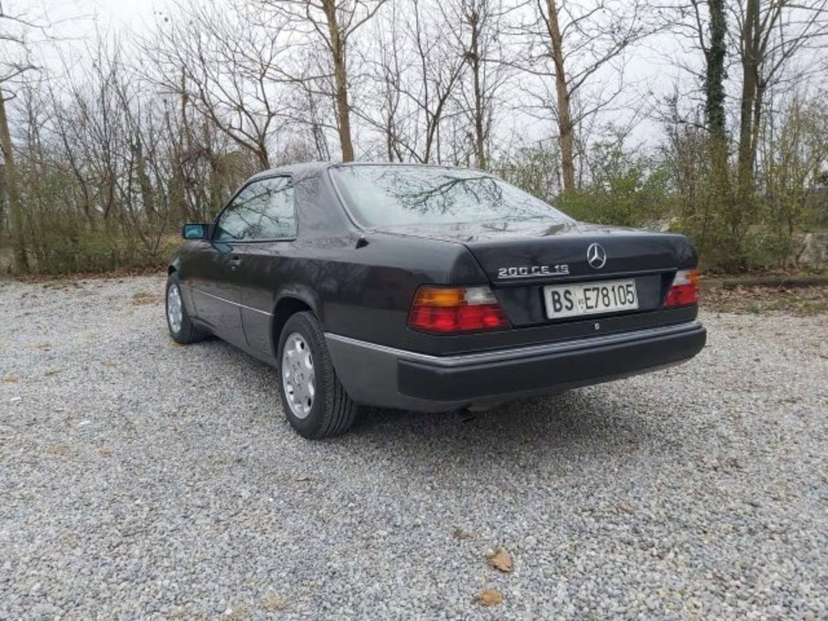 Mercedes-Benz 200 Coupé 200 CE Coupé (4)