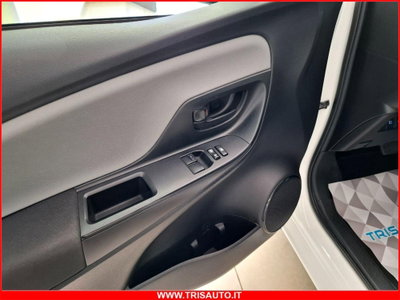 Toyota Yaris 1.5 Hybrid 5 porte Cool (10)
