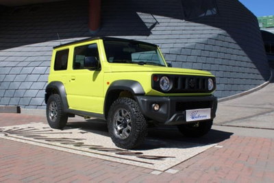 Suzuki Jimny 1.5 5MT Top (2)