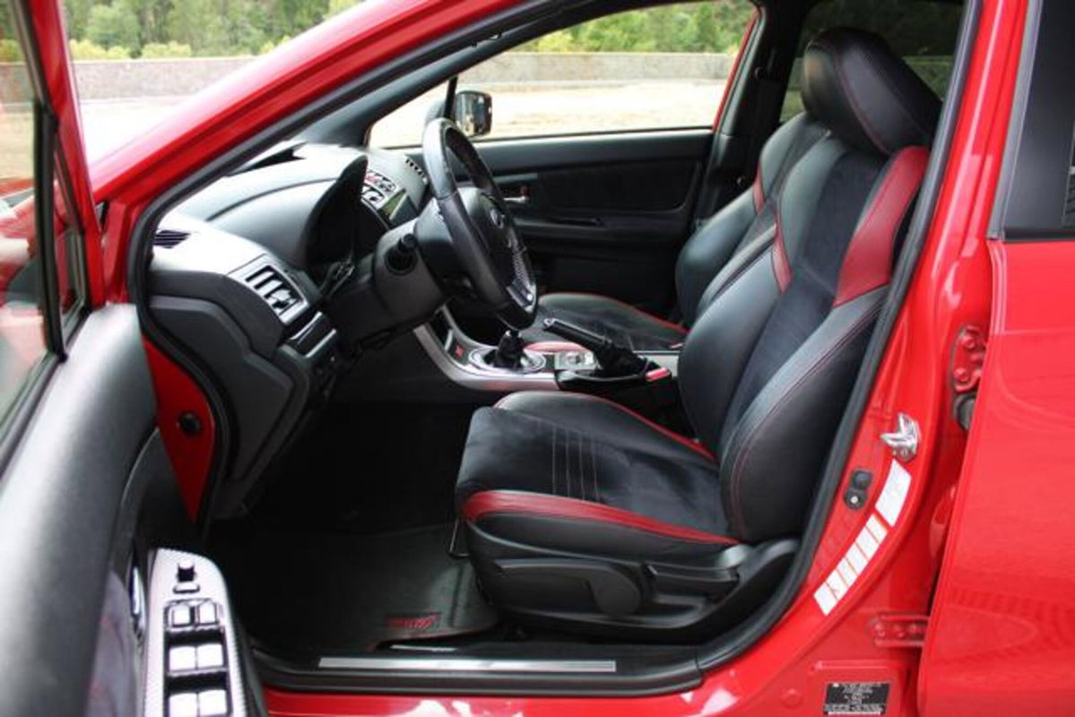 Subaru WRX STI 2.5 (9)