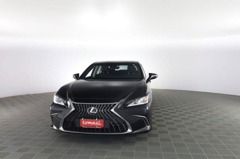 Lexus ES Hybrid FSport