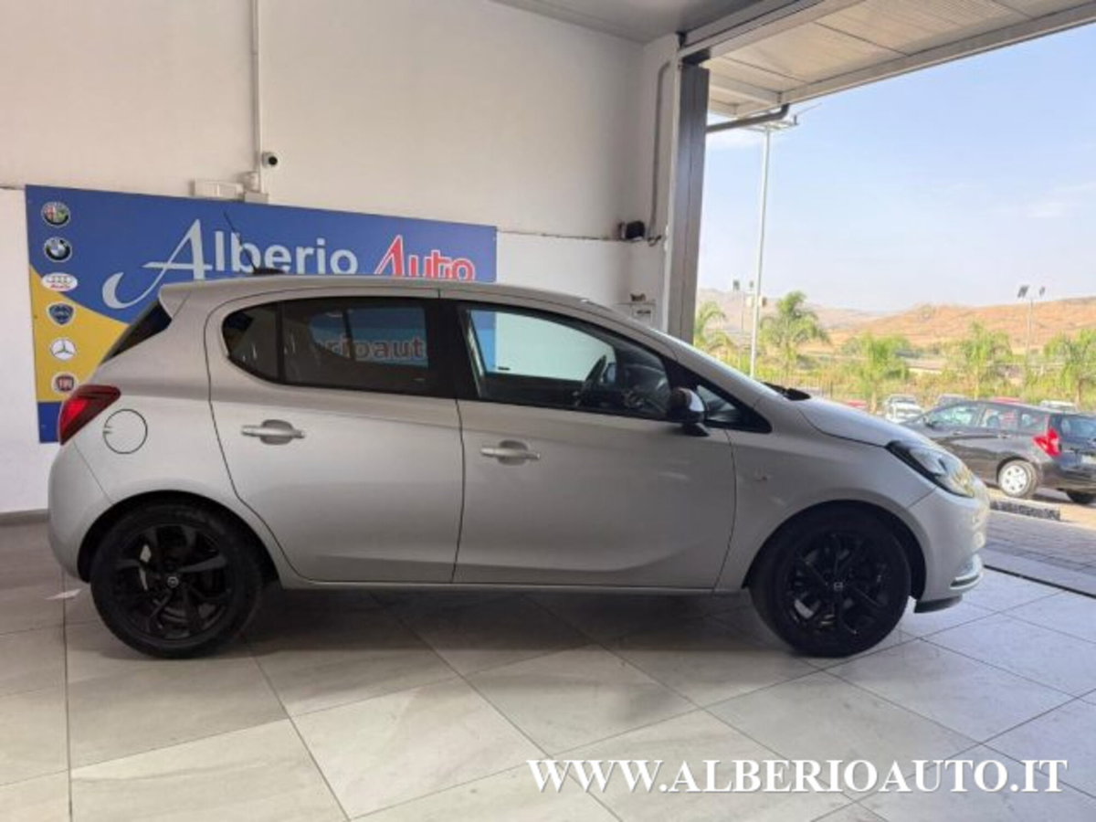 Opel Corsa 1.3 CDTI 5 porte Black Edition (4)