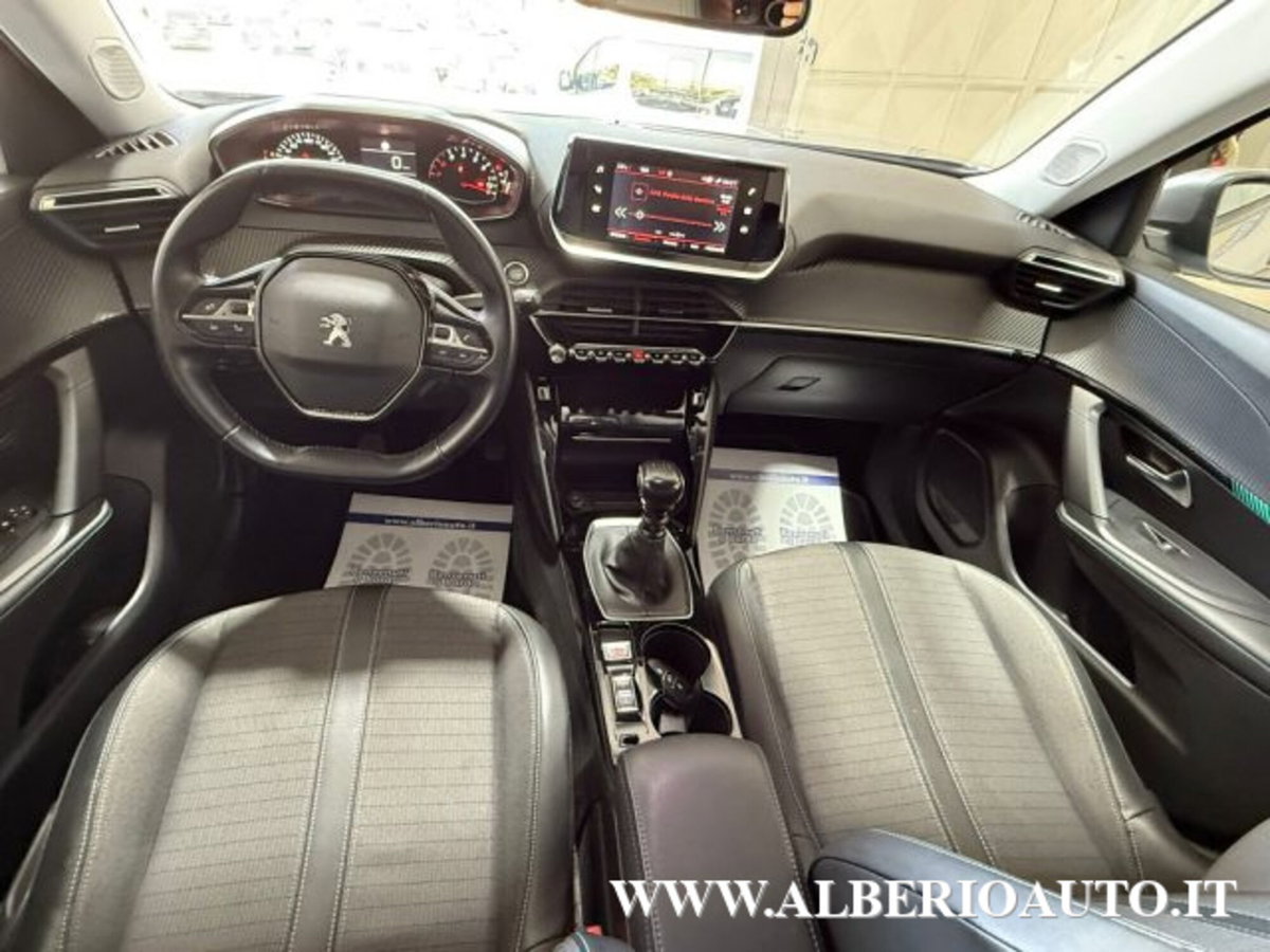 Peugeot 2008 BlueHDi 110 S&S Allure (12)