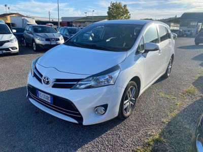 Toyota Verso 1.6 D-4D Style usata